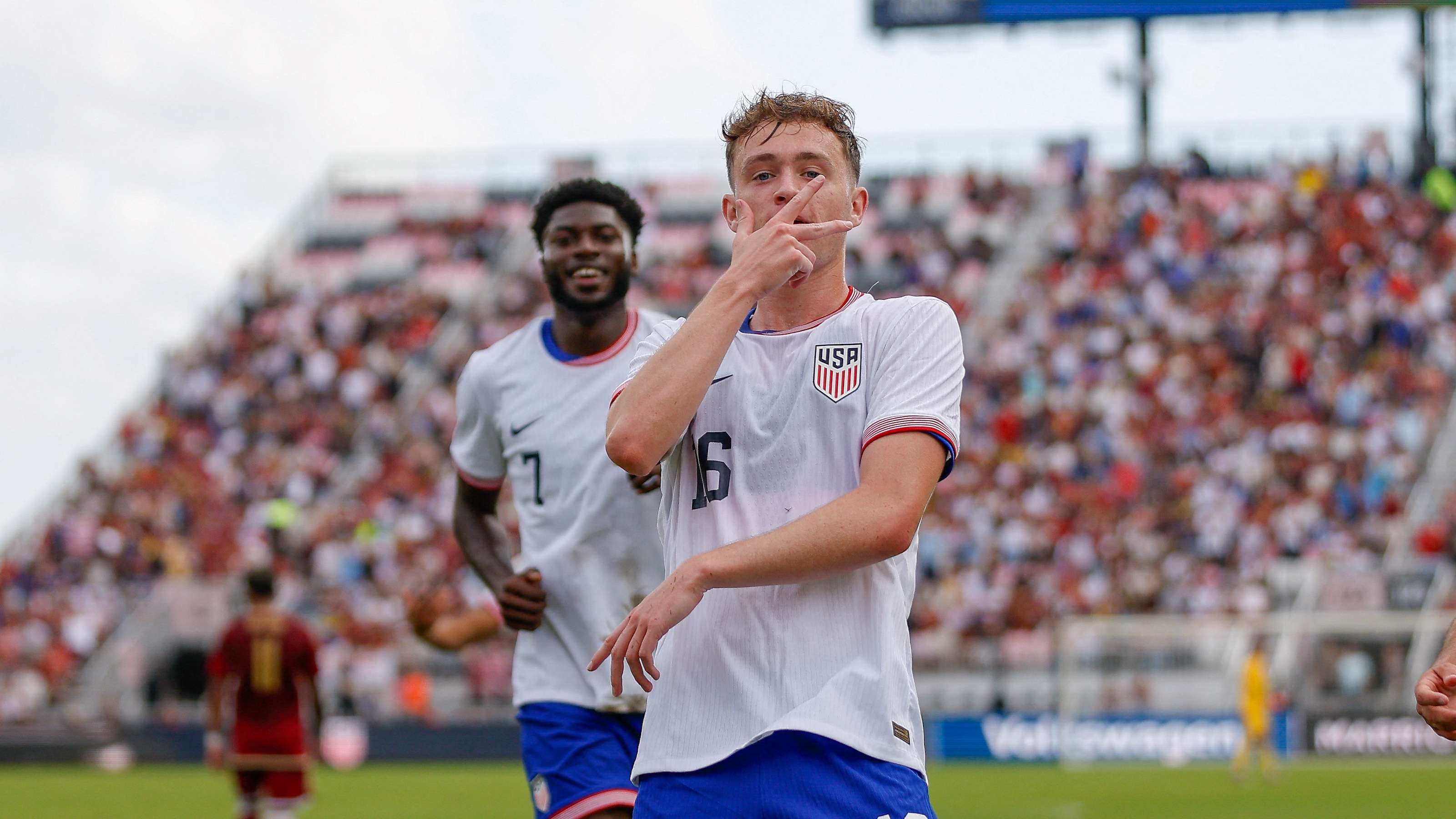 俱乐部以及 俱乐部以及